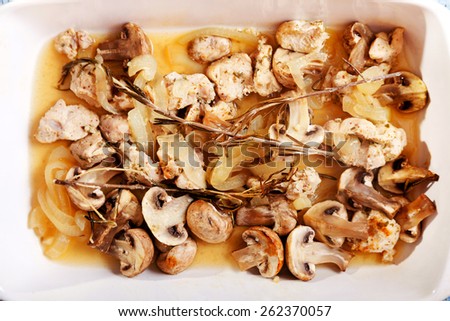 Turkey with mushrooms and onion baked in an oven bag