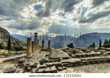 the Temple of Apollo,Delphi,Greece