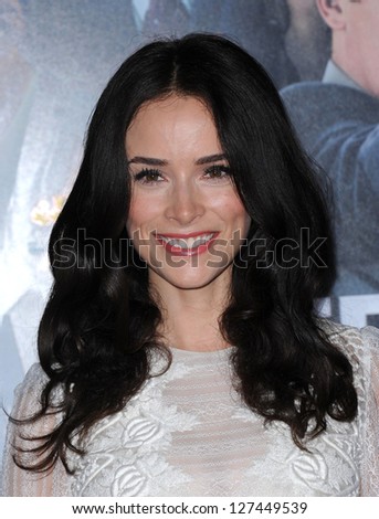 LOS ANGELES - JAN 07:  Abigail Spencer arrives to the \