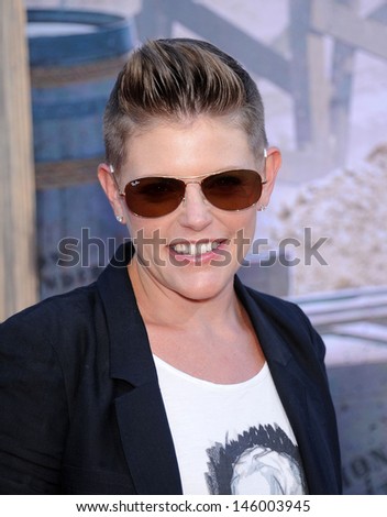 LOS ANGELES - JUN 22:  Natalie Maines arrives to the \'The Lone Ranger\' Hollywood Premiere  on June 22, 2013 in Hollywood, CA