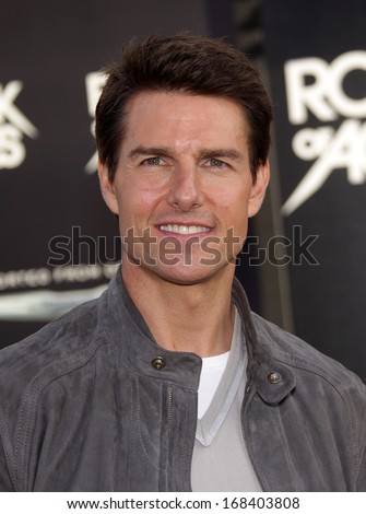 LOS ANGELES - JUN 08:  TOM CRUISE arrives to the \