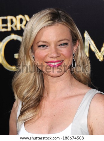 LOS ANGELES - MAR 10:  Amy Smart arrives to the Tyler Perry's 