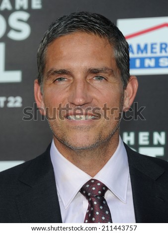 LOS ANGELES - AUG 04:  Jim Caviezel arrives to the \