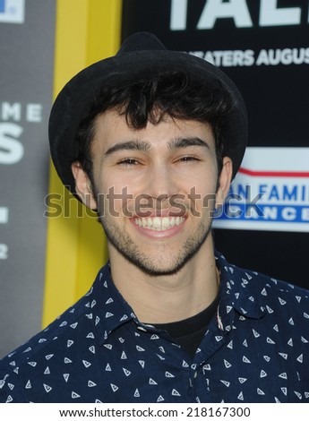 LOS ANGELES - AUG 04:  Max Schneider arrives to the \