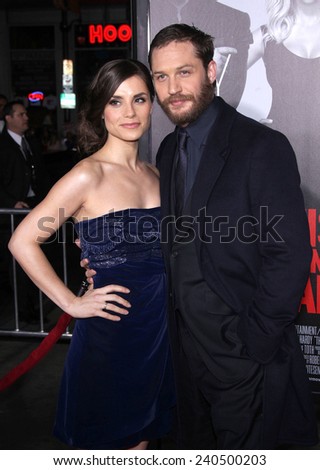LOS ANGELES - FEB 08:  TOM HARDY & CHARLOTTE RILEY arrives to the 
