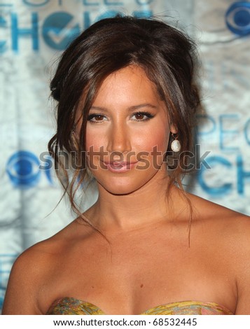 ashley tisdale brown hair pictures. Ashley Tisdale Brown Hair With