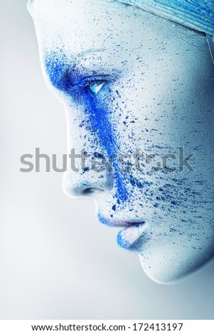 Alien Woman With Blue Powder