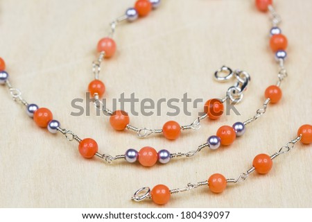 Silver necklace with coral and pearls