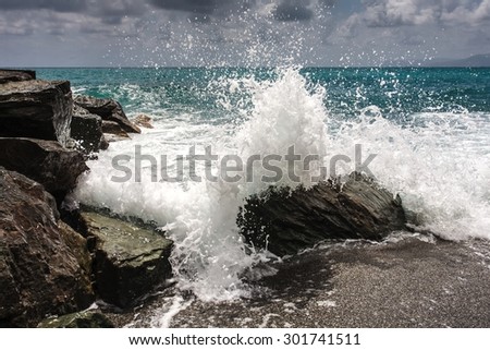 sea storm wave