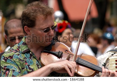 Violin Player in the parade