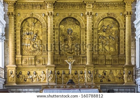 OLD GOA, INDIA -Ã?Ã? SEPTEMBER 24, 2013: Interior of St. Catherine Cathedral - Altar. St. Catherine Cathedral (1640) - largest church in India is dedicated to Catherine of Alexandria.
