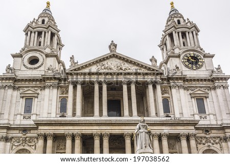Close up of the magnificent St. Paul Cathedral in London. It sits at top of Ludgate Hill - highest point in City of London. Cathedral was built by Christopher Wren between 1675 and 1711.