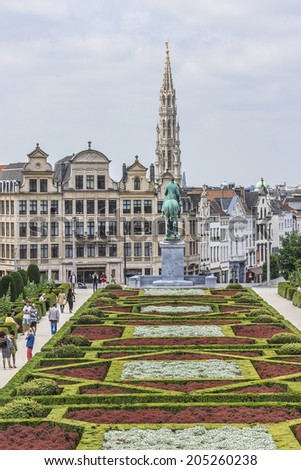 BRUSSELS, BELGIUM - JUNE 19, 2014: View of famous Kunstberg or Mont des Arts (Mount of the arts) gardens. By end of 19th century, King Leopold II had idea to convert hill into a Mont des Arts gardens.