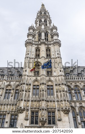 Town Hall (Hotel de Ville) on Grand Place (Grote Markt) - central square of Brussels, it\'s most important tourist destination and the most memorable landmark in Brussels, Belgium.