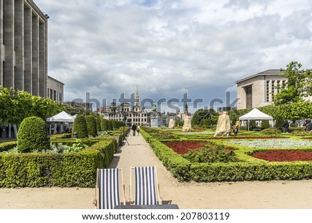 BRUSSELS, BELGIUM - MAY 11, 2014: View of famous Kunstberg or Mont des Arts (Mount of the arts) gardens. By end of 19th century, King Leopold II had idea to convert hill into a Mont des Arts gardens.