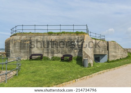 Elizabeth Castle (1594) - castle & tourist attraction on a tidal island within parish of Saint Helier, Jersey, UK. It is named after Elizabeth I who was queen of England at time when castle was built.