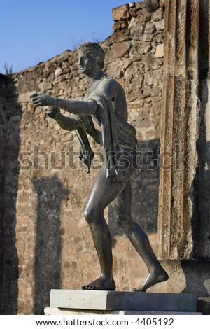 Pompeii Statue