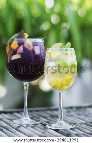 white and red wine sangria cocktail drinks