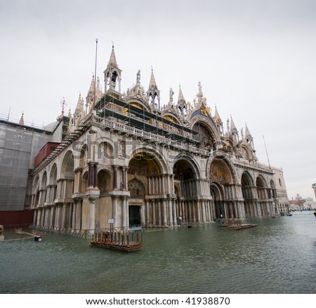 VENICE - NOVEMBER 30: San Marco Basilica Flooded in Piazza San Marco on November 30, 2009 in Venice, Italy.