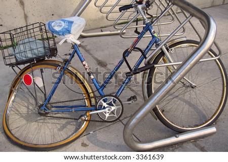 warped bicycle wheel