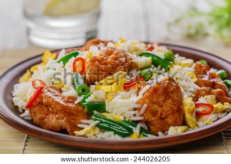 fried rice with egg and chicken