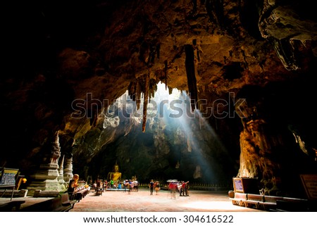 PHETCHABURI,THAILAND-AUGEST 6 2015 :People came to repest Temple where building inside cave that called Khao Luang temple in Phetchaburi Thailand.