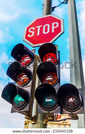 traffic lights with stop sign