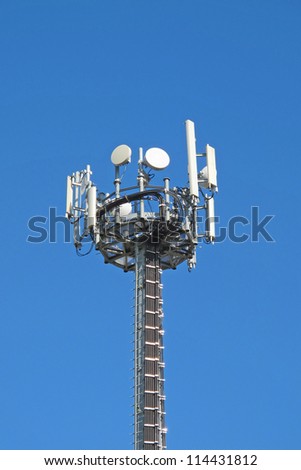 Antennas for the transmission of television signals and cellular mobile phone