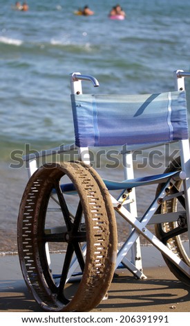 ingenious wheel chair with stainless steel wheels