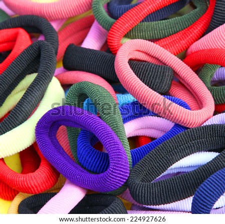many rubber bands to decorate the hair of girls