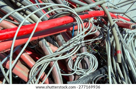 electrical wires and other lengths of copper wire in the dump of special material