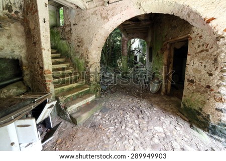 ancient abandoned house destroyed after the terrible earthquake