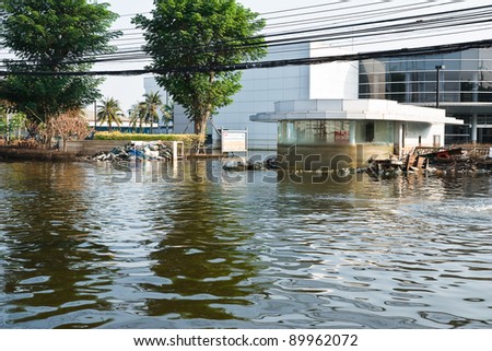 BANGKOK - NOV. 25: Factories damaged at Nava Nakorn Industrial, which is flooded for a period of 1 month on November 25, 2011 at Nava Nakorn Industrial Pathum Thani, Bangkok.