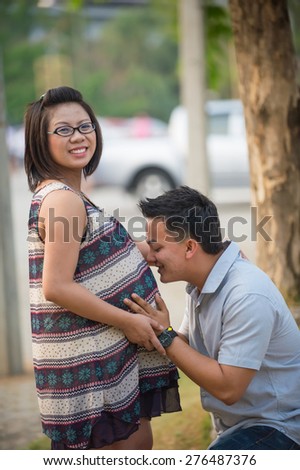 series of the pregnant take care by her husband