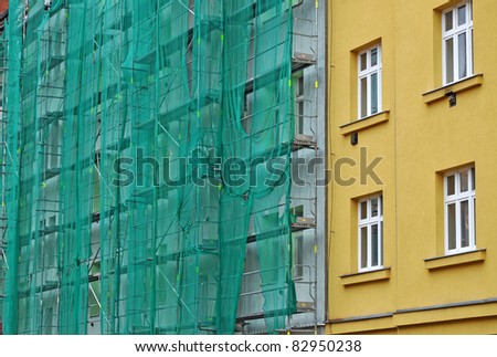 House facade renovation, construction of scaffold