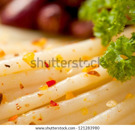 pasta cooked with spices