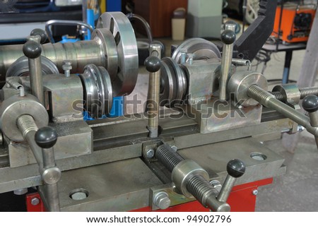 The machine tool for repair of automobile wheels