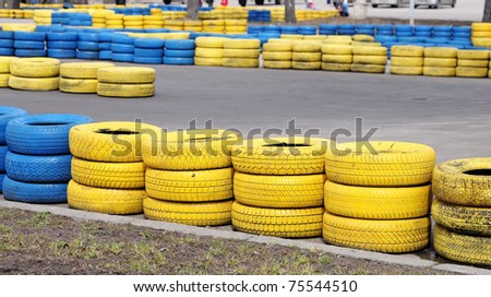 Racing line with color tires