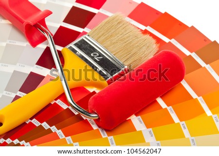 Painting tools and color samples for interior and exterior decoration works
