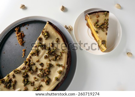 Pumpkin cheesecake with pistachio / Healthy colourful dessert