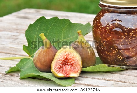 figs on fig leaf and jam