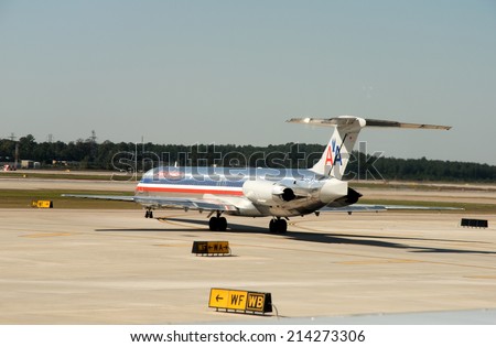 DALLAS, USA - OCT 25: American Airlines Airplane on the runway of Dallas International Airport. October 25, 2008 in Dallas, Texas, USA