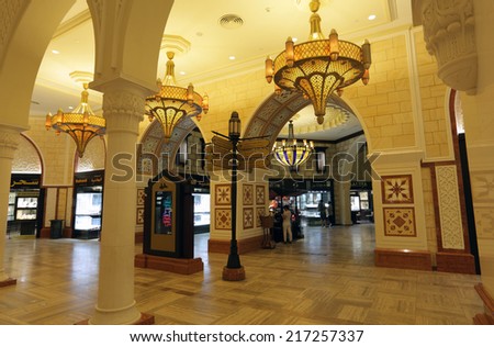 DUBAI, UAE - MAY 27: New Gold Souk inside of the Dubai Mall. May 27, 2011 in Dubai, United Arab Emirates