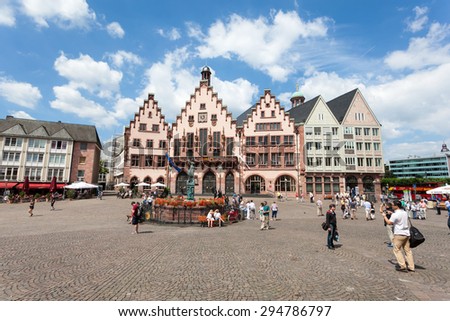 FRANKFURT MAIN - JUNE 28: Historic Roemberberg square in the city of Frankfurt am Main. June 28, 2015 in Frankfurt Main, Germany