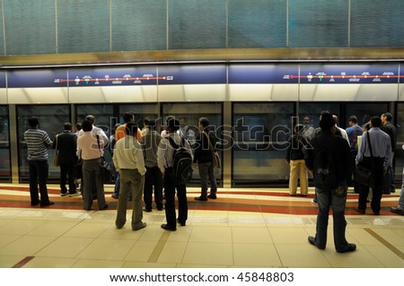 Dubai+metro+train+speed