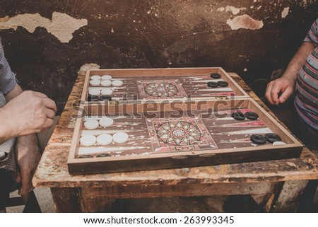 Old turkish men playing backgammon, Istanbul
