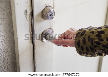 Opening door handle