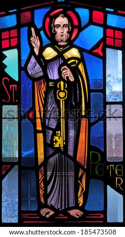 Stained glass window depicting St. Peter the Apostle holding a key