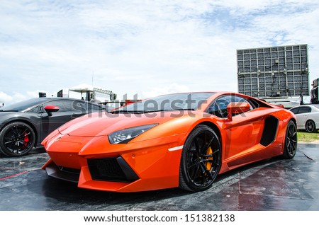 Choun Buri - August 17: Unidentified Racer With Lamborghini Car On Display At The Thailand Super Series 2013 Race 3 On August 17, 2013 At The Bira International Circuit Pattaya, Thailand.