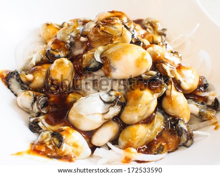 oysters with five spices sauce